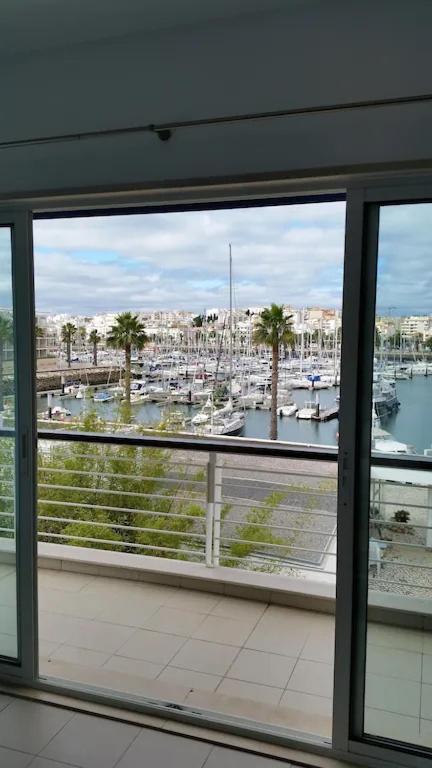 Marina * Lagos